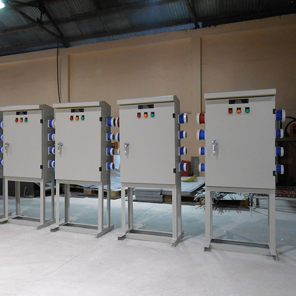 Tủ điện thi công tạm